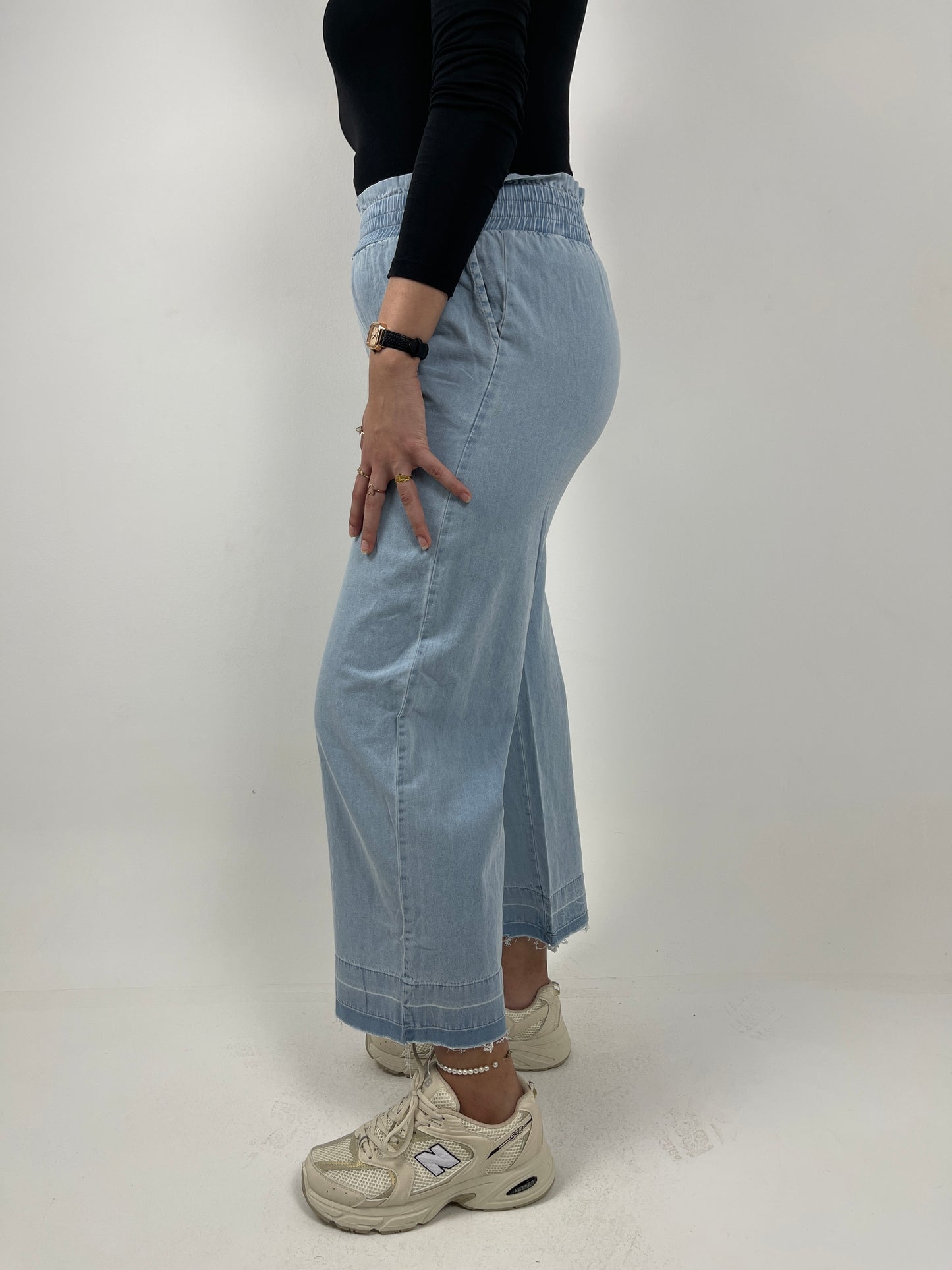 DENIM PANTS ( LIGHT BLUE )