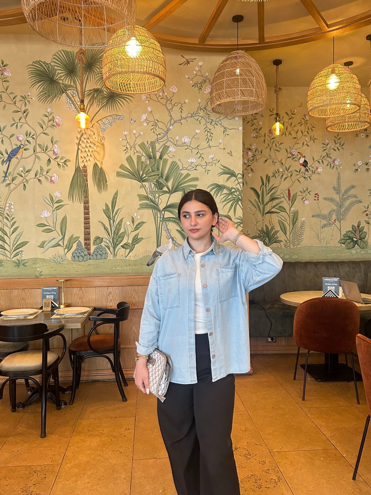 OVER SIZE DENIM SHIRT ( LIGHT BLUE )
